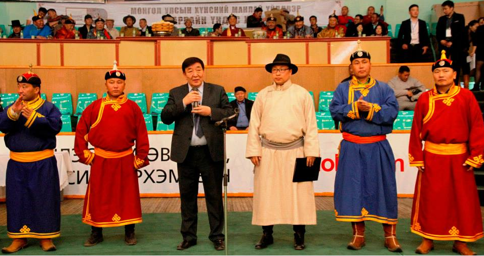 Арслан цолны хүндэтгэлд арслан цолтон түрүүллээ